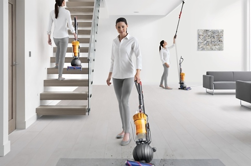 woman using cylinder cleaner